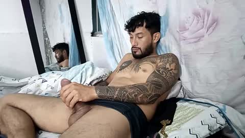 frankdanielsmolano online show from April 22, 4:30 am