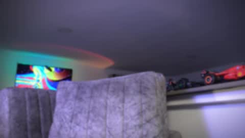 Frank Farrell. Hey remember to give me a thumbs up Ty online show from October 9, 6:18 am