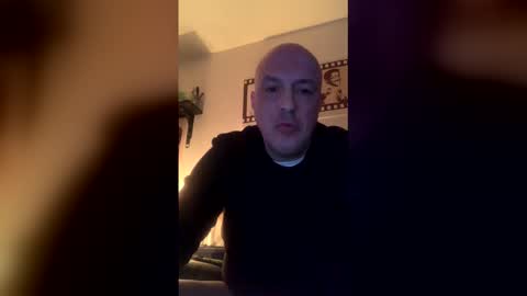 frankie8881 online show from February 19, 5:42 pm