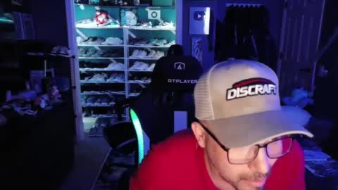 frankievw9 online show from October 8, 5:01 am