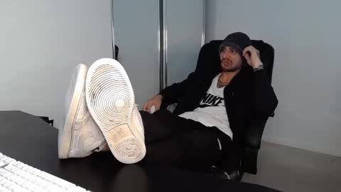 Fraser online show from February 4, 3:00 am