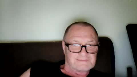 Wolfi online show from July 5, 12:34 pm