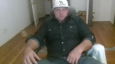 poundyouout1969 online show from November 25, 4:03 am