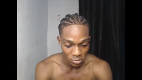 freakyslut30 online show from February 2, 8:19 pm