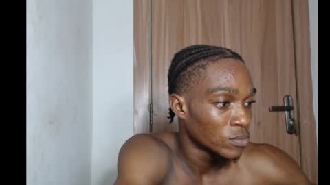 freakyslut30 online show from March 9, 3:38 pm