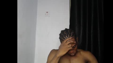 freakyslut30 online show from February 8, 8:53 pm