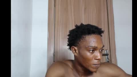 freakyslut30 online show from February 25, 9:35 pm