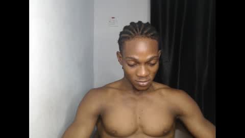 freakyslut30 online show from January 23, 7:51 pm