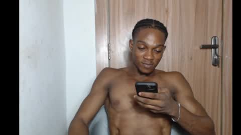 freakyslut30 online show from March 7, 7:16 pm