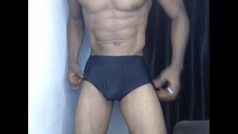 freakyslut30 online show from January 22, 7:34 pm