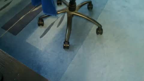 fredddy05 online show from February 20, 6:26 am