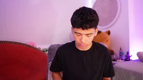 Juan  give it a thumbs up please its important online show from October 4, 1:16 pm