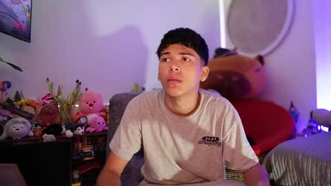 Juan  give it a thumbs up please its important online show from September 15, 11:33 am