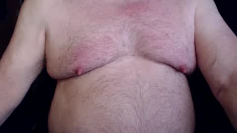 freeamos online show from December 13, 8:10 am