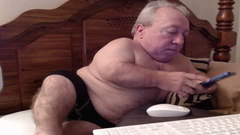 Cute Lil Man online show from October 19, 3:22 am