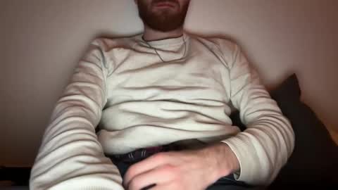 Snapshot of freevechno128 chatting on February 23, 11:36 pm freevechno128 online show from February 23, 11:36 pm