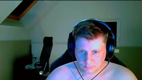 Snapshot of frenchfrieswithmayo chatting on September 27, 7:12 pm French fries online show from September 27, 7:12 pm