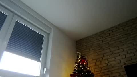 Snapshot of frenchhard0000 chatting on December 8, 9:46 am Horny french hard online show from December 8, 9:46 am