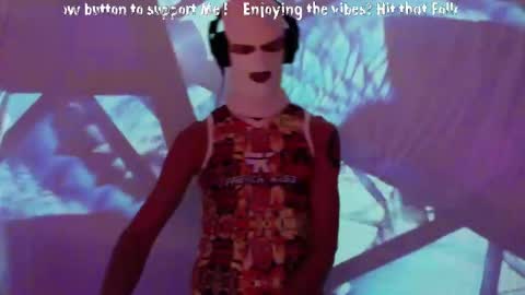 frenchkissdjfk online show from October 20, 6:45 pm