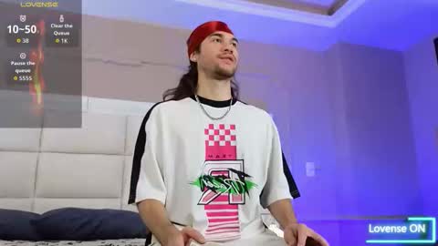 freyrvik online show from October 29, 6:11 pm