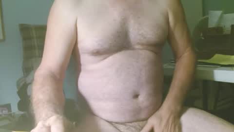 Snapshot of frfun1962 chatting on October 18, 10:20 am frfun1962 online show from October 18, 10:20 am