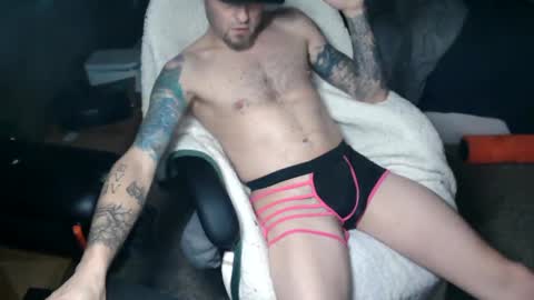 Snapshot of froski666 chatting on January 30, 6:03 am froski666 online show from January 30, 6:03 am