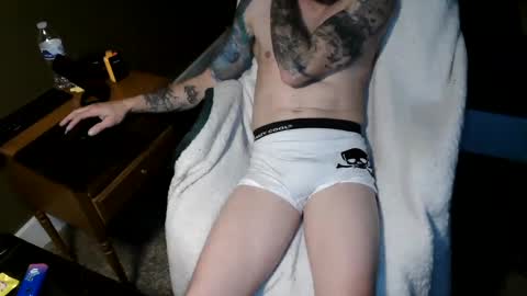 Snapshot of froski666 chatting on March 1, 4:58 am froski666 online show from March 1, 4:58 am