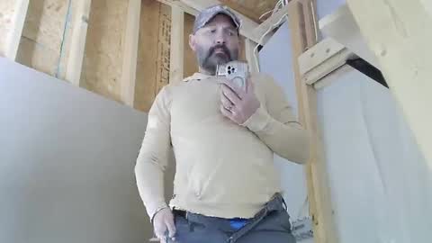 Snapshot of fuckadilf chatting on December 8, 5:22 pm fuckadilf online show from December 8, 5:22 pm