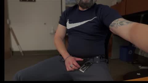 Snapshot of fuckadilf chatting on January 8, 5:37 pm fuckadilf online show from January 8, 5:37 pm