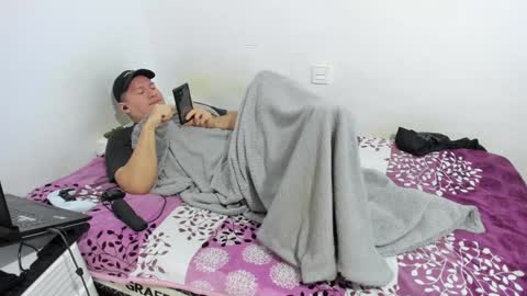 Fuckdirtymen online show from December 30, 5:58 am