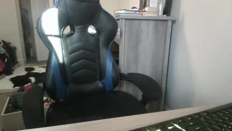 Snapshot of fukemndukem chatting on October 9, 12:10 pm fukemndukem online show from October 9, 12:10 pm