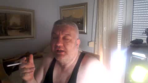 fukingcrazy online show from June 5, 8:31 am
