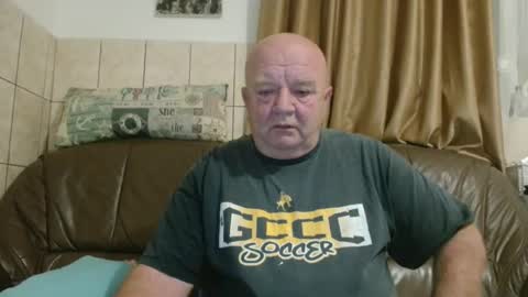 fullballs6 online show from October 11, 2:59 am