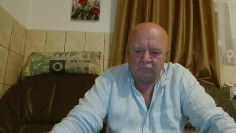 fullballs6 online show from October 13, 1:44 am