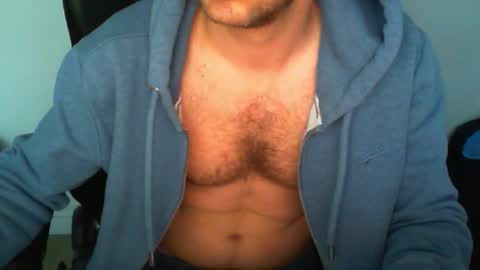 YWhiteNiceMan online show from February 10, 8:19 am