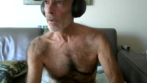 furrydawg online show from February 24, 5:46 pm