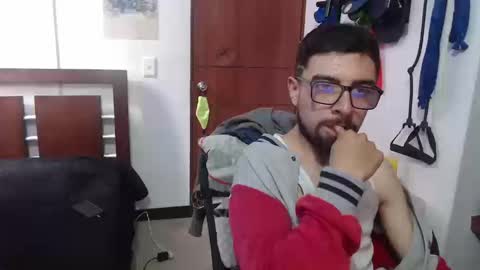 Snapshot of fvckhorneyguy chatting on September 9, 4:50 pm andrew online show from September 9, 4:50 pm