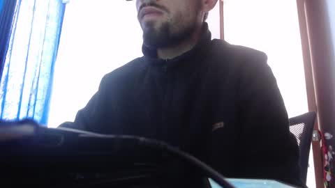 Snapshot of fvckhorneyguy chatting on December 2, 7:36 pm andrew online show from December 2, 7:36 pm