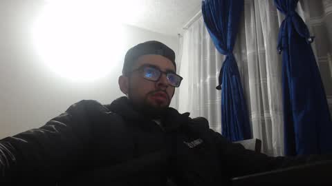 Snapshot of fvckhorneyguy chatting on February 7, 1:36 am andrew online show from February 7, 1:36 am