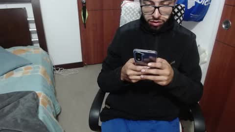 andrew online show from October 24, 12:24 am