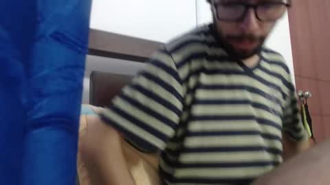 Snapshot of fvckhorneyguy chatting on February 13, 12:43 pm andrew online show from February 13, 12:43 pm