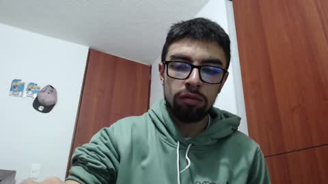 Snapshot of fvckhorneyguy chatting on February 21, 12:27 am andrew online show from February 21, 12:27 am