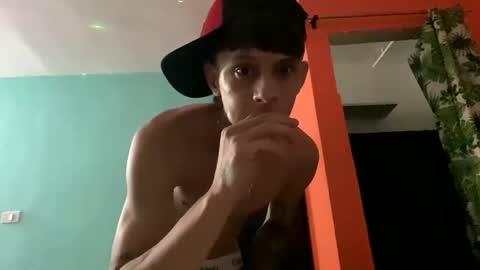 gael_hot48319 online show from December 16, 6:21 am