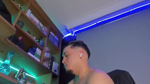 Snapshot of gael_williams4 chatting on September 16, 3:18 am Gael Williams online show from September 16, 3:18 am