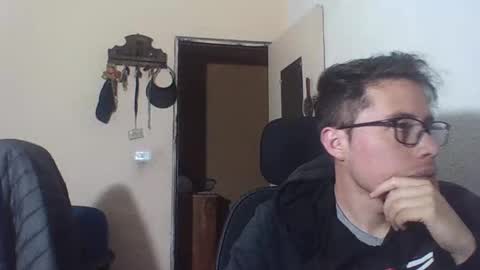 galen_0 online show from February 24, 4:16 am