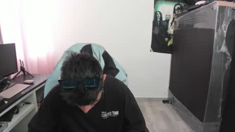 Snapshot of game__over420 chatting on December 10, 8:27 pm game__over420 online show from December 10, 8:27 pm