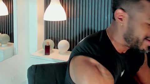 Alejo  online show from January 6, 7:40 pm