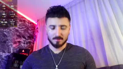 Chris  Dont forget to gift me thumb up Its very important to me and makes me happy AF  online show from October 20, 7:34 am