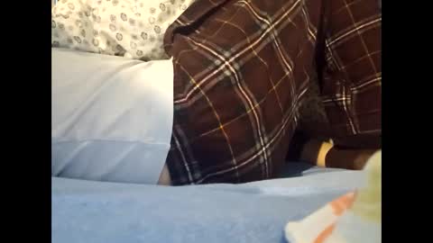 Snapshot of garbis11 chatting on March 1, 11:28 am garbis11 online show from March 1, 11:28 am