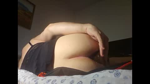 Snapshot of garbis11 chatting on February 8, 7:27 pm garbis11 online show from February 8, 7:27 pm